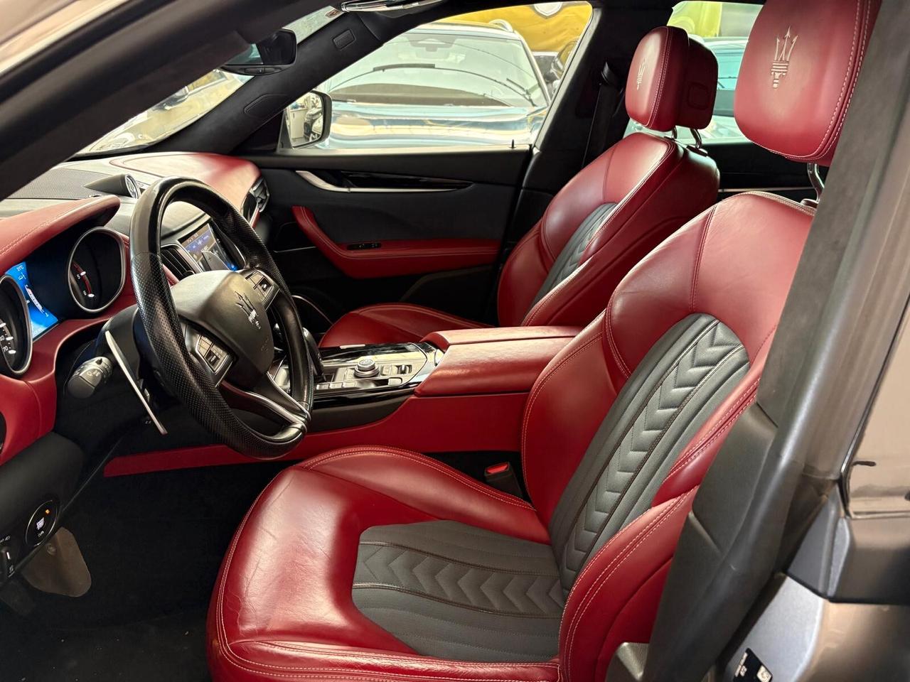 Maserati Levante V6 Diesel 275 CV AWD Granlusso
