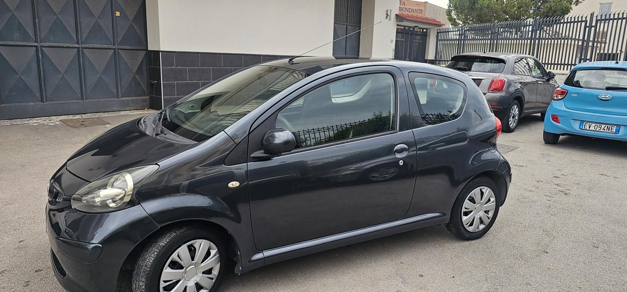 Toyota Aygo 1.0 12V VVT-i 3 porte