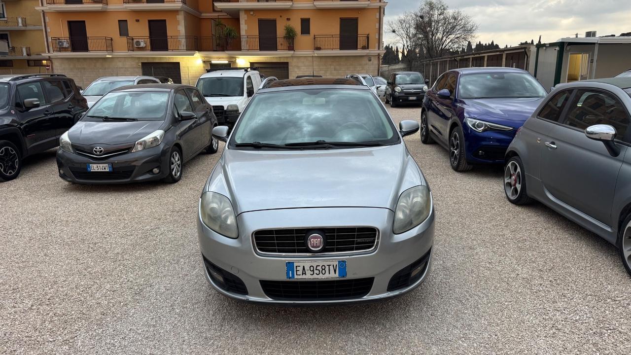 Fiat Croma 1.9 Multijet 16V aut. Emotion-2010