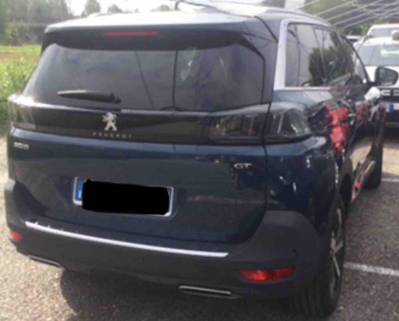 Peugeot 5008 BlueHDi 130 S&S EAT8 GT Pack7 POSTI