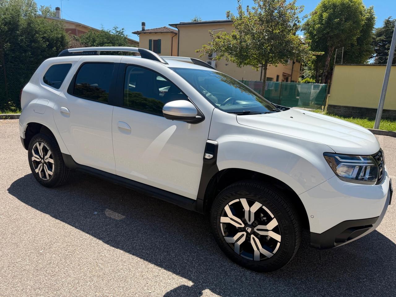 Dacia Duster 1.0 tce Gpl - NAV. - NEOP. - 12 MESI DI GARANZIA -