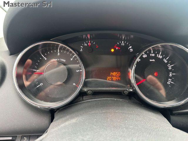 PEUGEOT 3008 3008 I 1.6 hdi 8v Access (premium) tg. EB937HZ