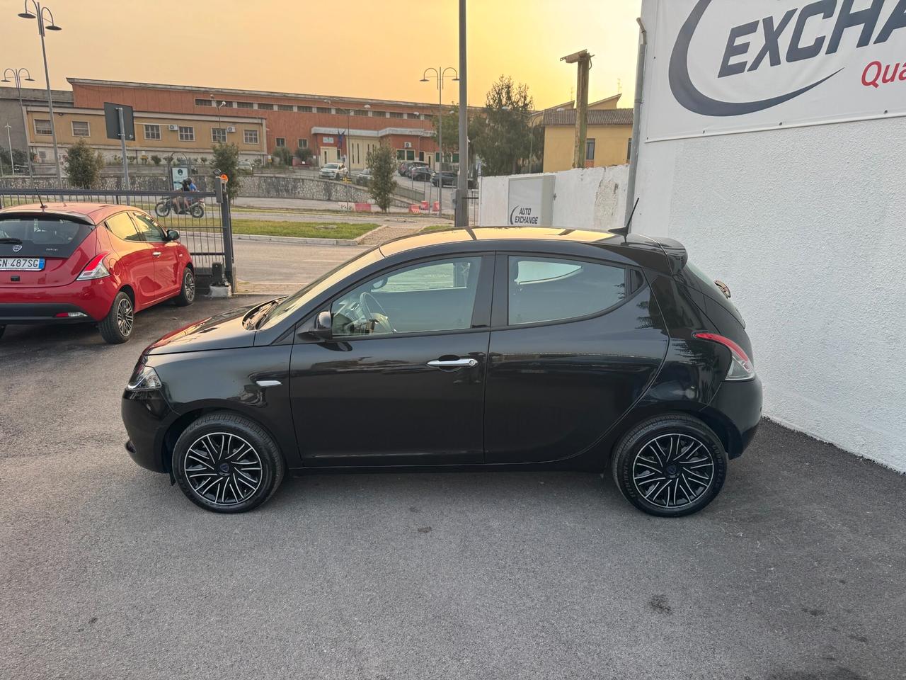 Lancia Ypsilon 1.0 FireFly 5 porte S&S Hybrid Gold