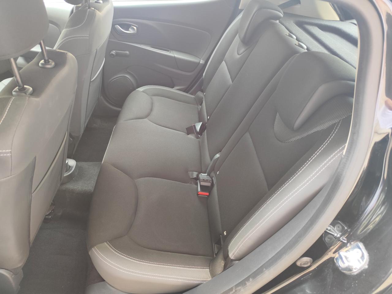 Renault Clio 1.5 dCi 75CV DIESEL UNIPRO NAVI