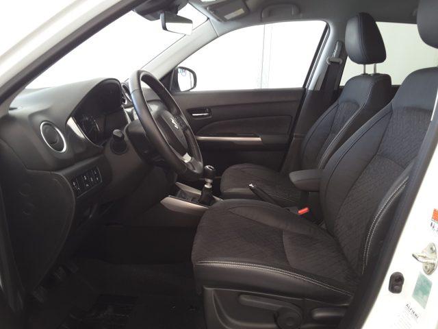 SUZUKI Vitara 1.4 Hybrid Top *solo 18.100 Km*