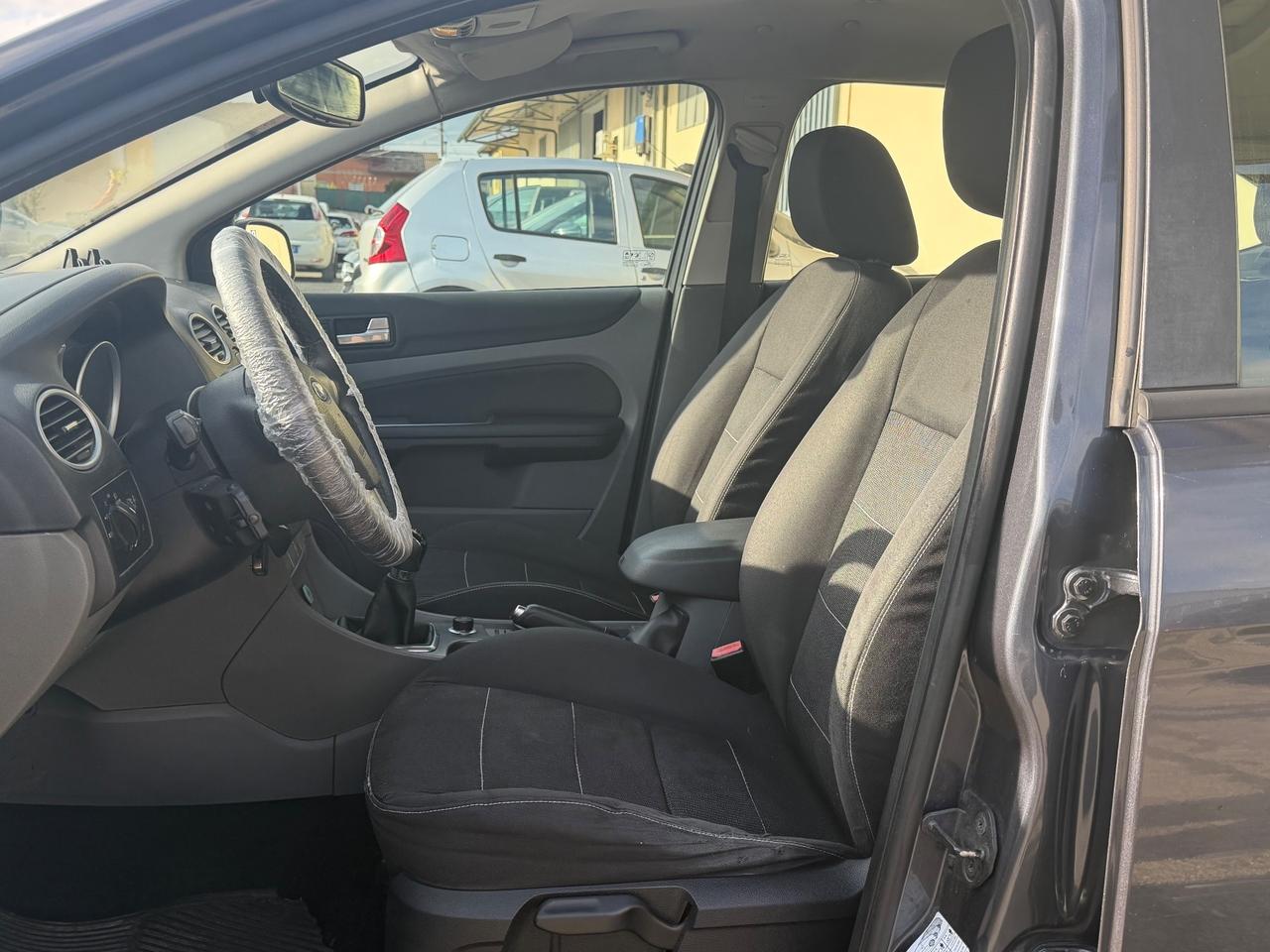 Ford Focus 1.6 TDCi (90CV) 5p. Tit. Neopatentati