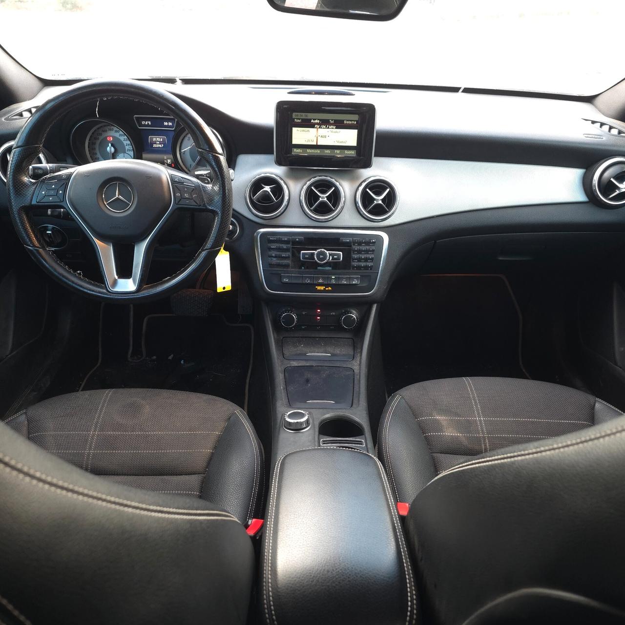 *Mercedes-benz*GLA*220*CDI*4Matic*PREMIUM*AUTOMATICA*EURO6*PERMUTE*FINANZIAMENTO**