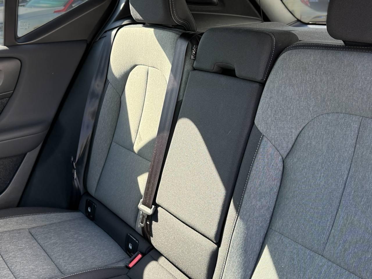 VOLVO XC40 2023 - XC40 2.0 b3 Core auto