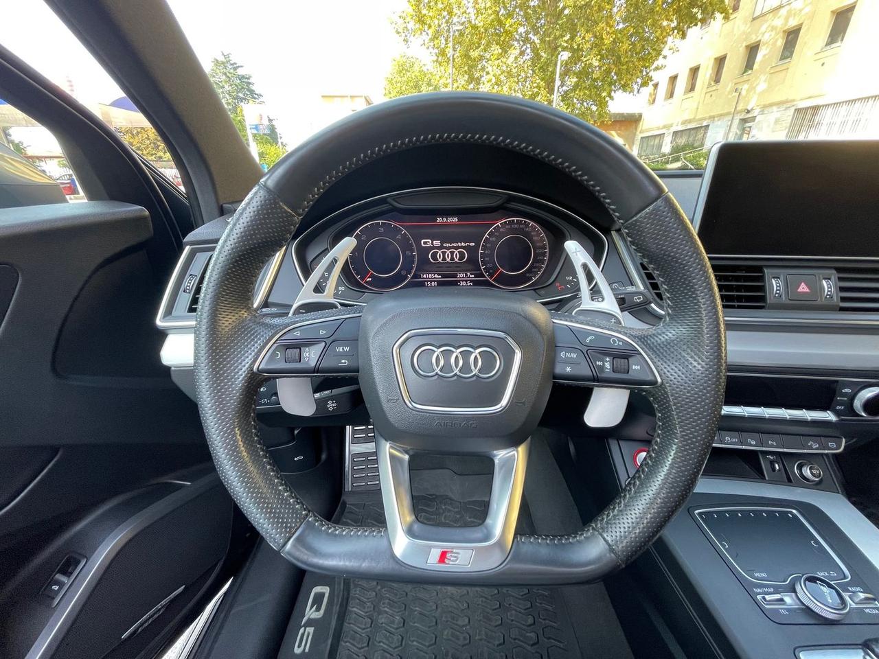 Audi Q5 S Line Plus 3.0 50 TDI #6981