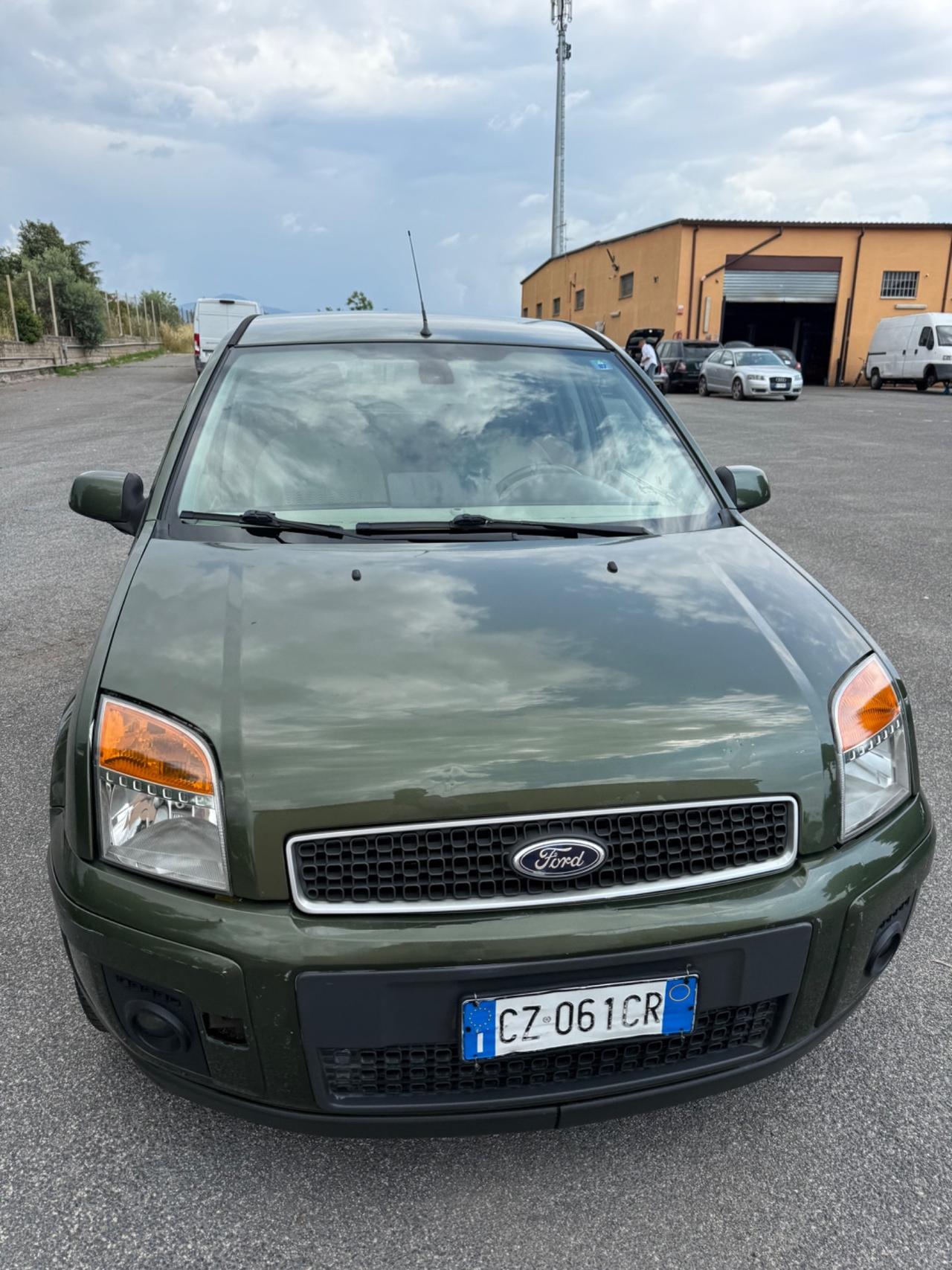 Ford Fusion 1.4 TDCi 5p. Leather