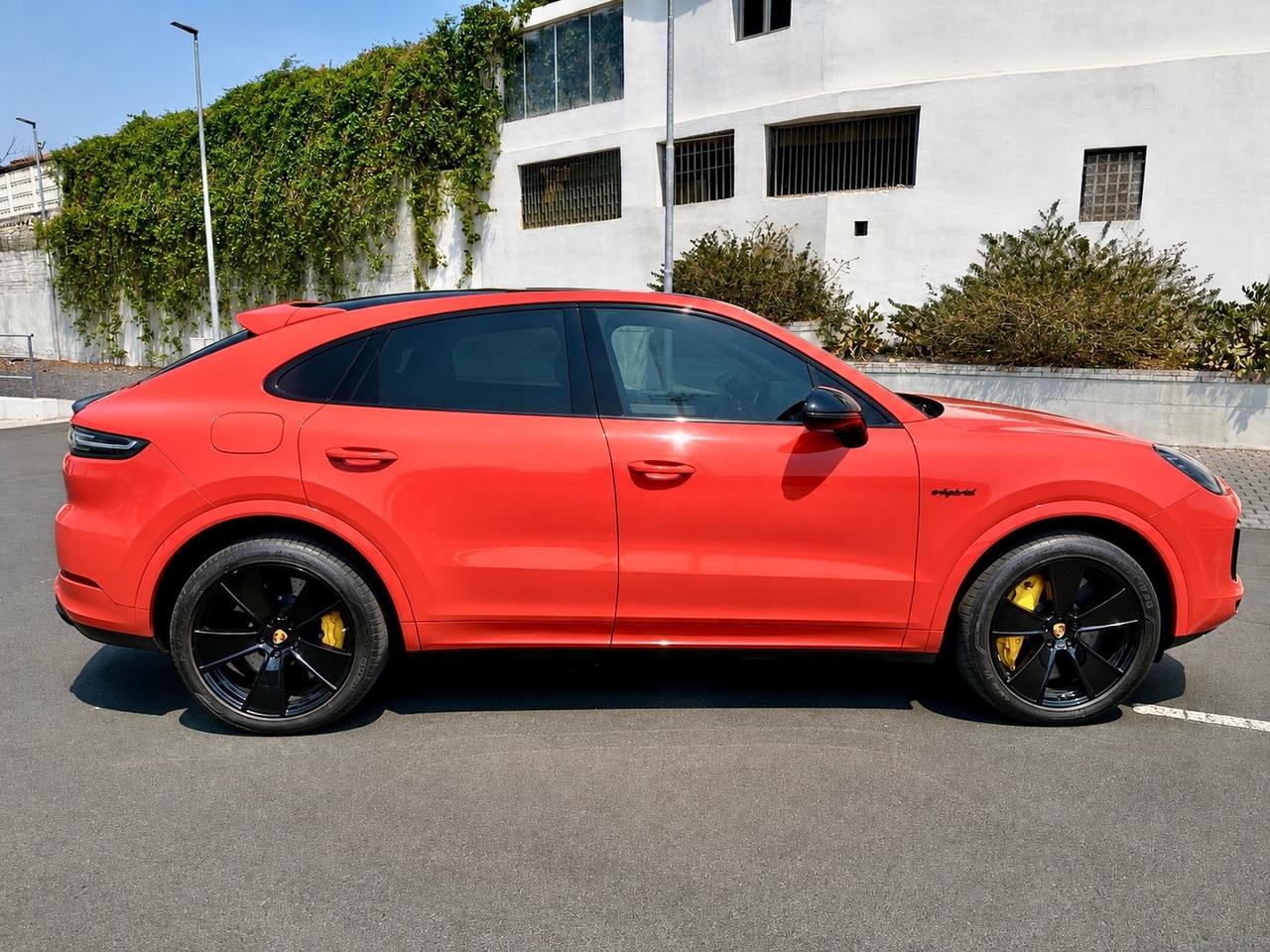 Porsche Cayenne 4.0 V8 Turbo S E-Hybrid 680CV IVA ESPOSTA
