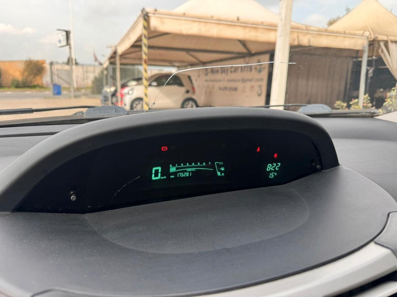 Toyota Yaris 1.0 5 porte Sol