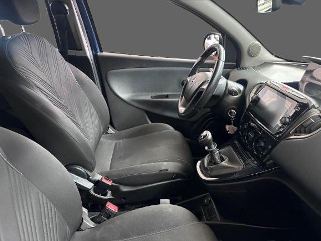 LANCIA Ypsilon 1.0 FireFly 5 porte S&S Hybrid Ecochic Gold