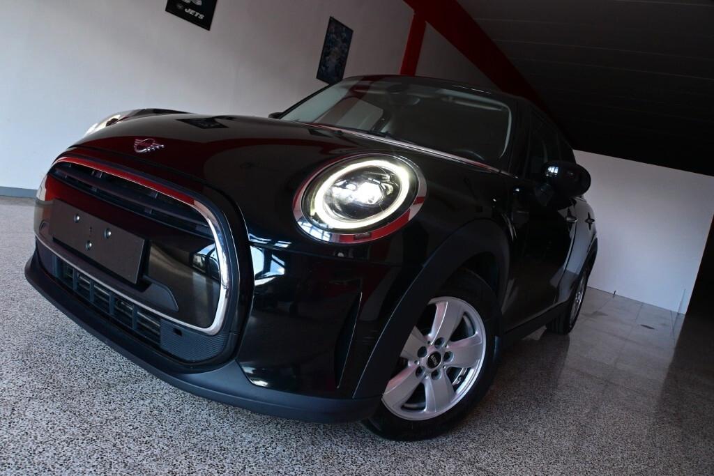 MINI ONE 1.5 102CV 6M. 5PORTE BUSINESS ( FARI LED - CRUISE - NAVI - CARPLAY - SENSORI POST. )
