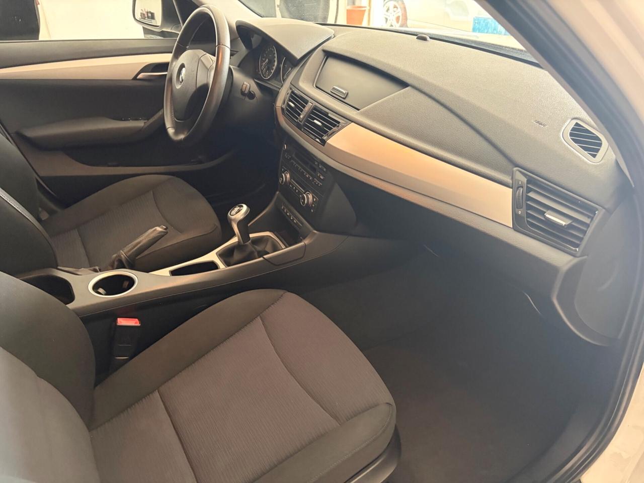 BMW X1 sDrive18d SPORT LINE 130.000 KM