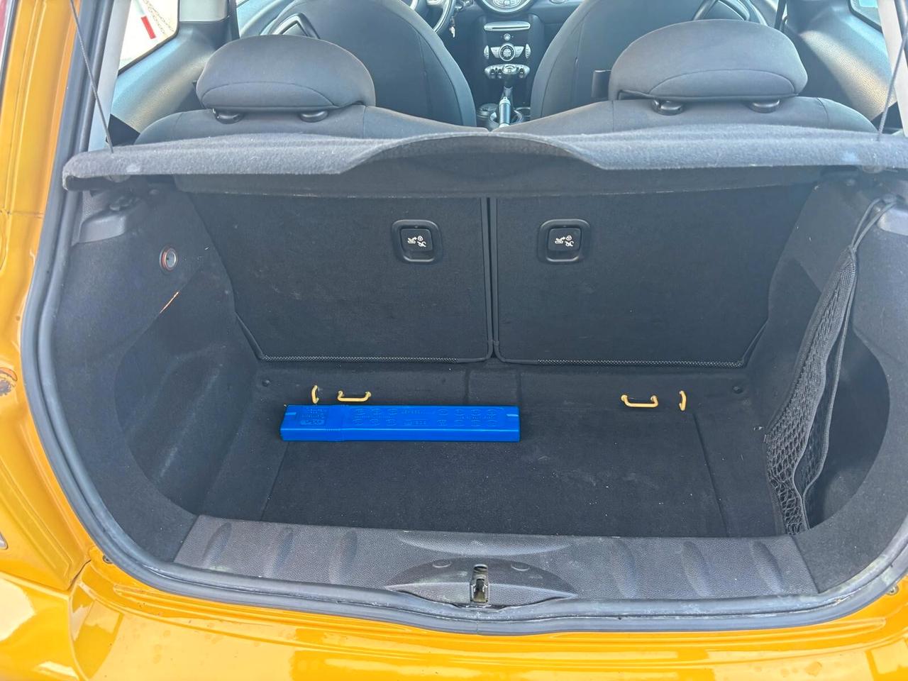Mini 1.6 16V Cooper D