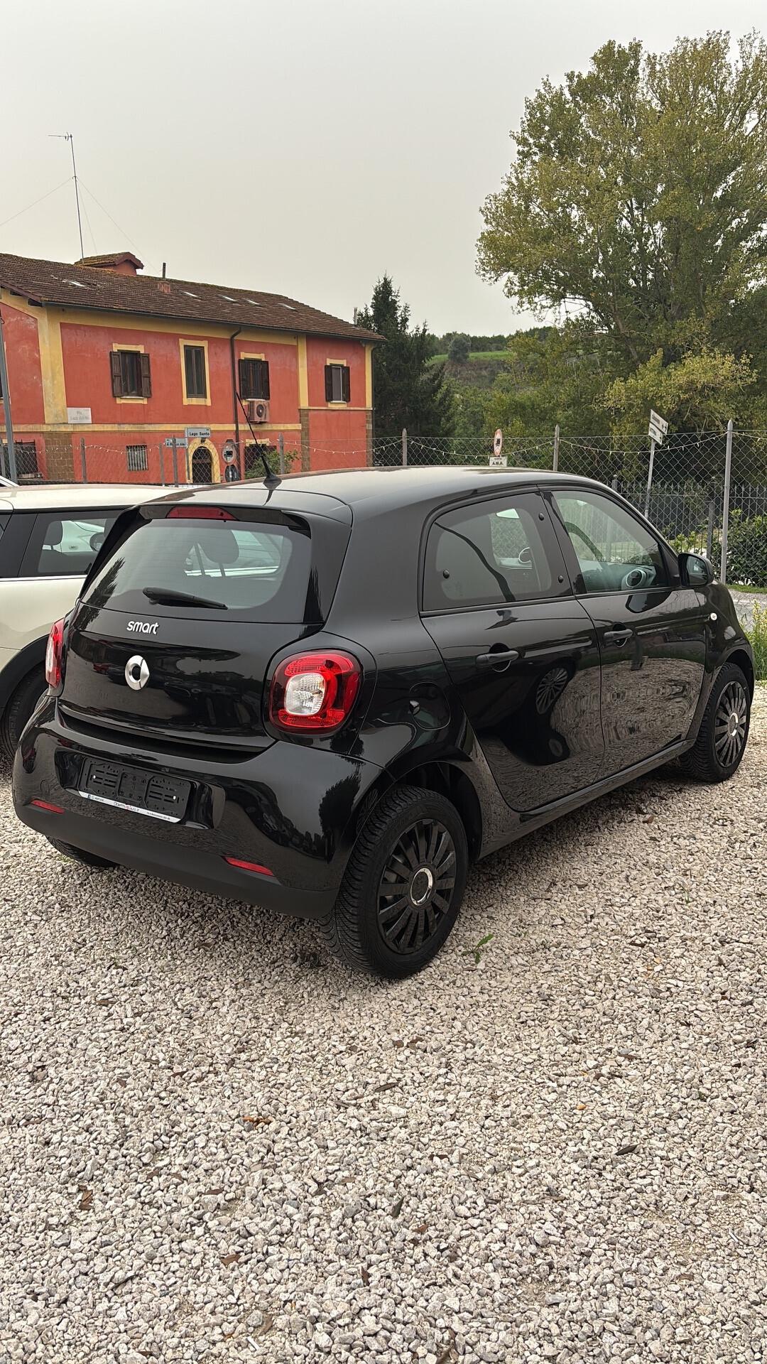 Smart ForFour 70 1.0 Youngster