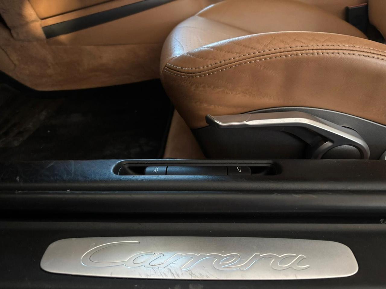 Porsche 911 Carrera Cabriolet