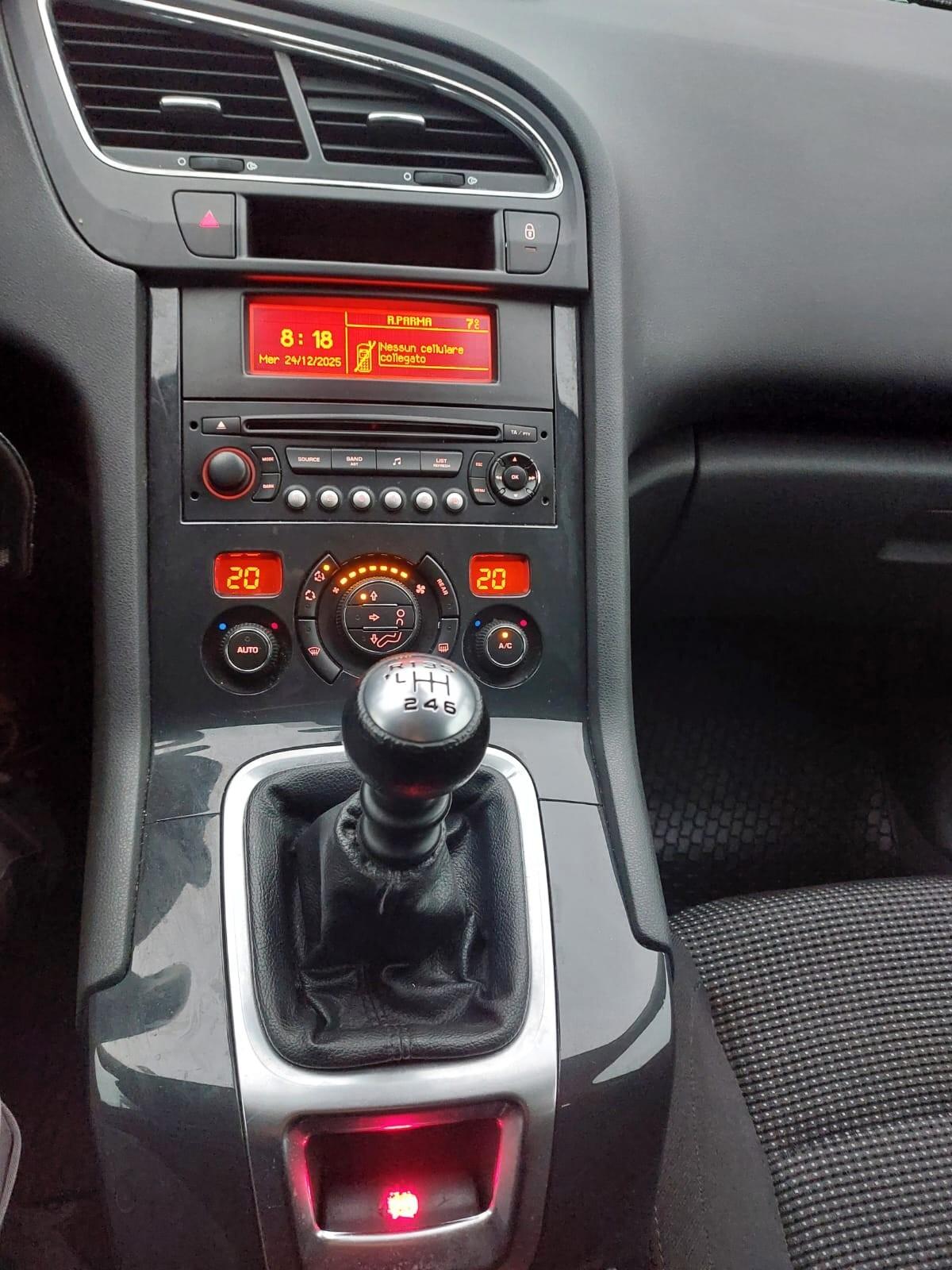 Peugeot 5008 1.6 HDi 112CV 12 MESI GARANZIA