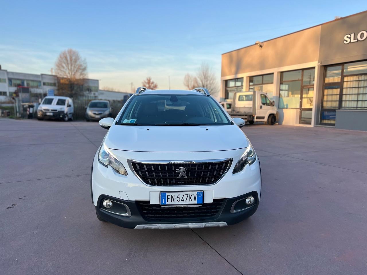 Peugeot 2008 BlueHDi 100 S&S Allure
