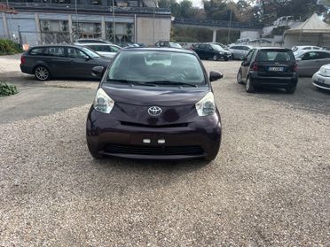 Toyota iQ 1.0