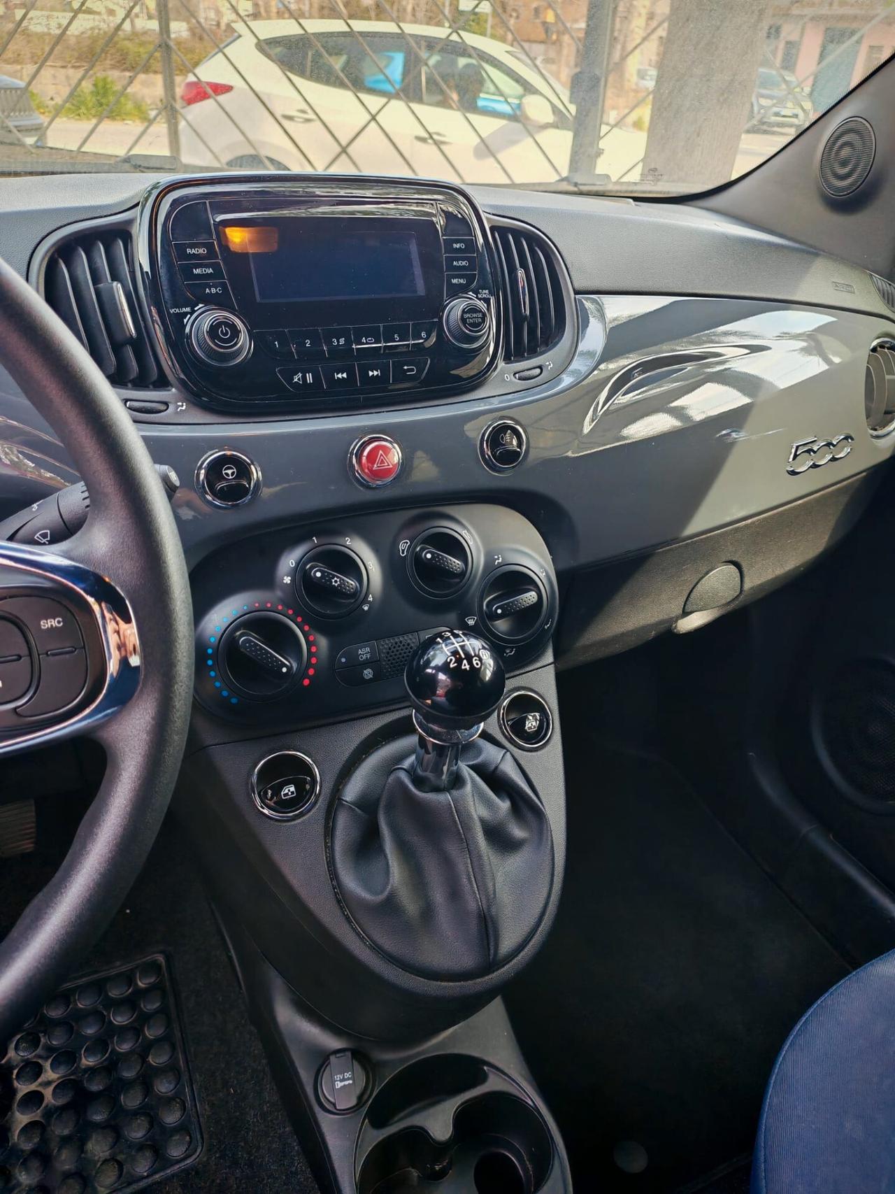 Fiat 500 C 1.0 Hybrid Red