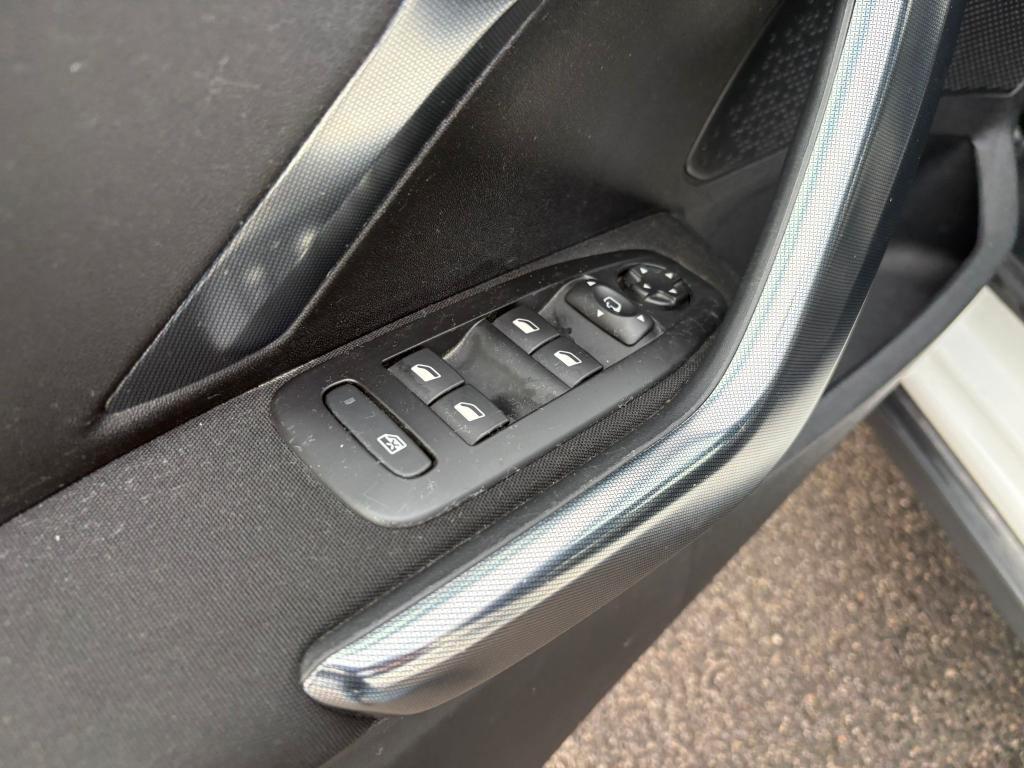 Peugeot 2008 1.6 bluehdi 100 CV Allure EURO 6