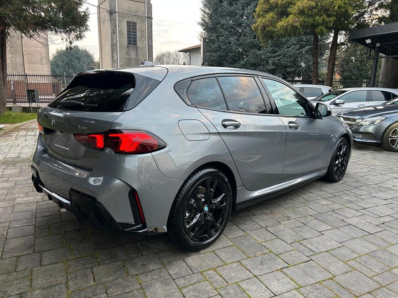 Bmw 120 48V 5p. MSport NAVI PRO - CERCHI 18"- HEAD UP - TELECAMERA 360