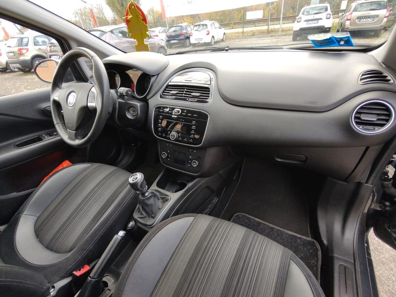 Fiat Punto Evo - EVO, 1.4 M. AIR 16V, 5 PORTE S&S EMOTION, GANCIO TRAINO, CON SOLO 27.000KM, OK NEOPATENTATI, GARANZIA L.12 MESI