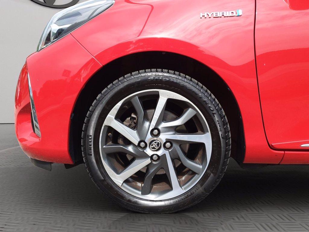 TOYOTA Yaris 5p 1.5h style my18 del 2018