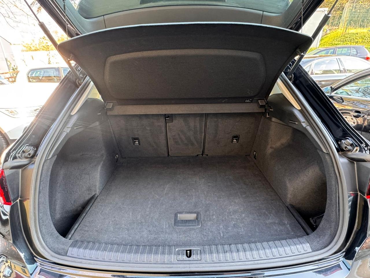 Audi Q3 35 TDI S tronic Business 2.0TDI 150CV GARANZIA 1 ANNO