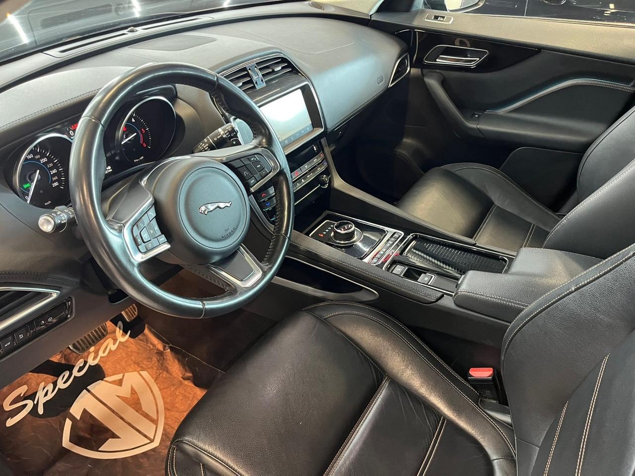 Jaguar F-Pace 2.0 D 180 CV AWD aut.Portfolio