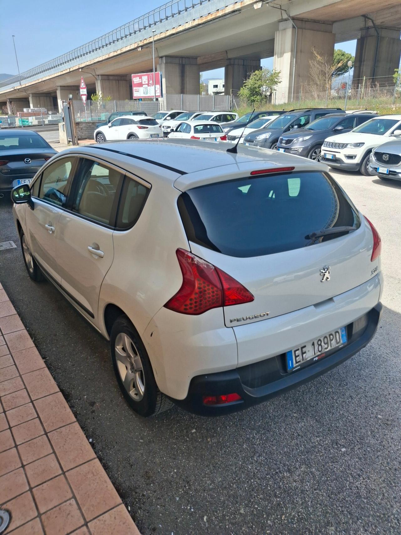 Peugeot 3008 1.6 HDi 112CV Tecno