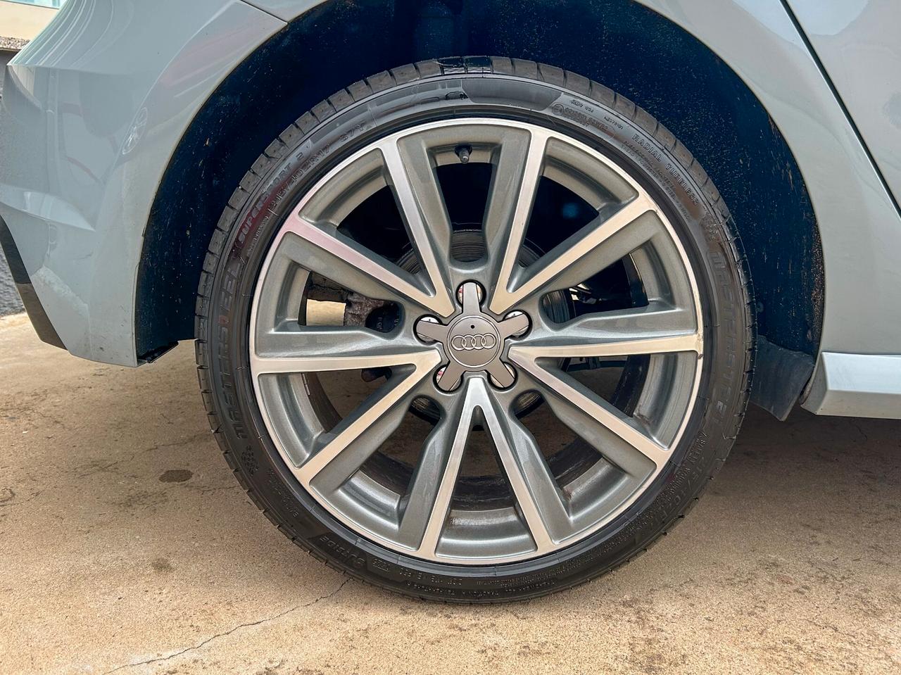 Audi A1 SPB 1.0 TFSI ultra Metal plus