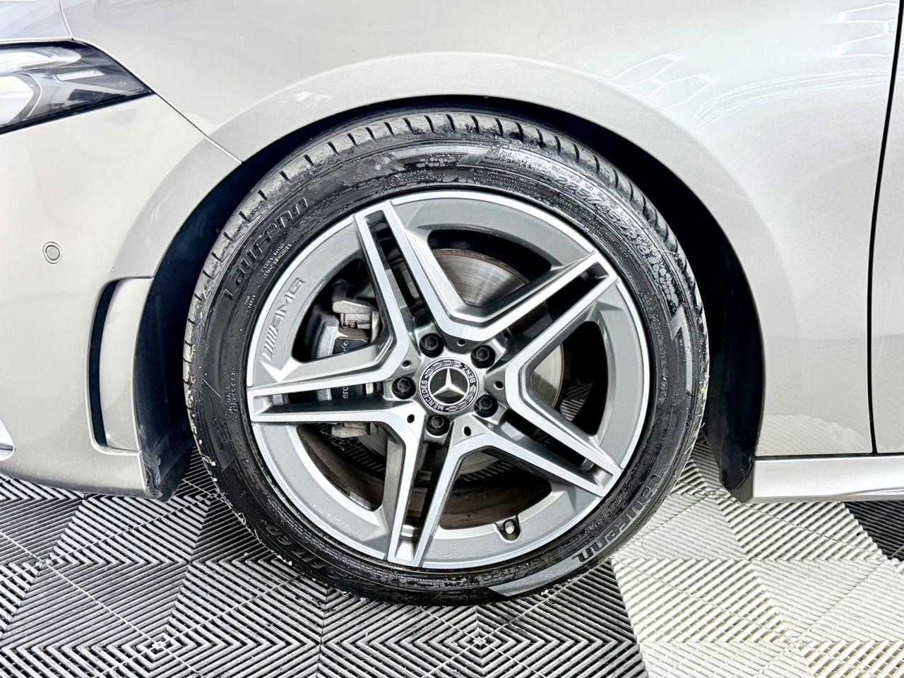 Mercedes-benz A 180d 116CV Automatic AMG-Line NEOPATENTATO