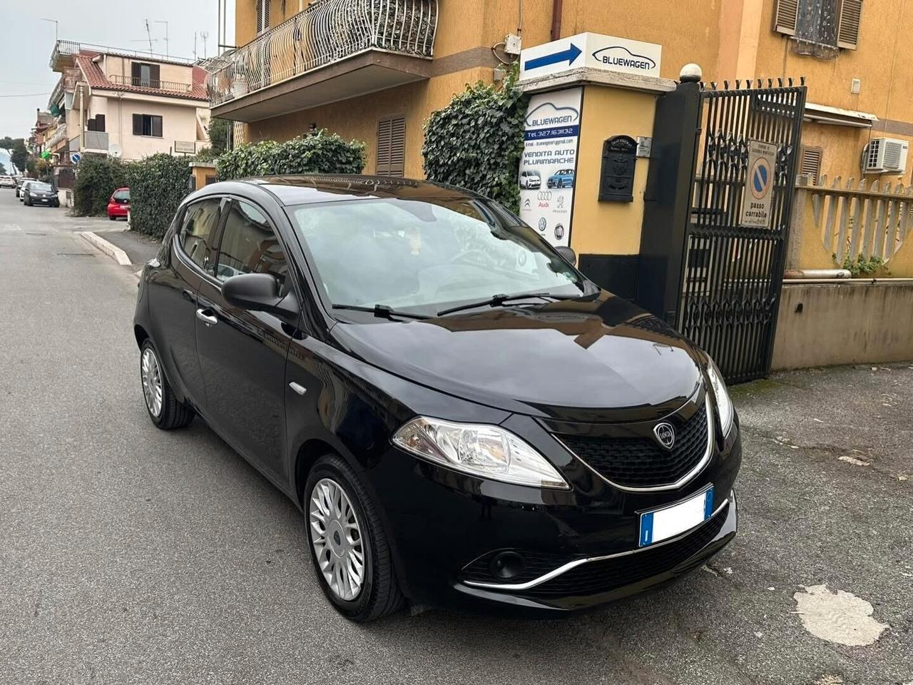 Lancia Ypsilon 1.2 69 CV 5 porte FINANZIABILE