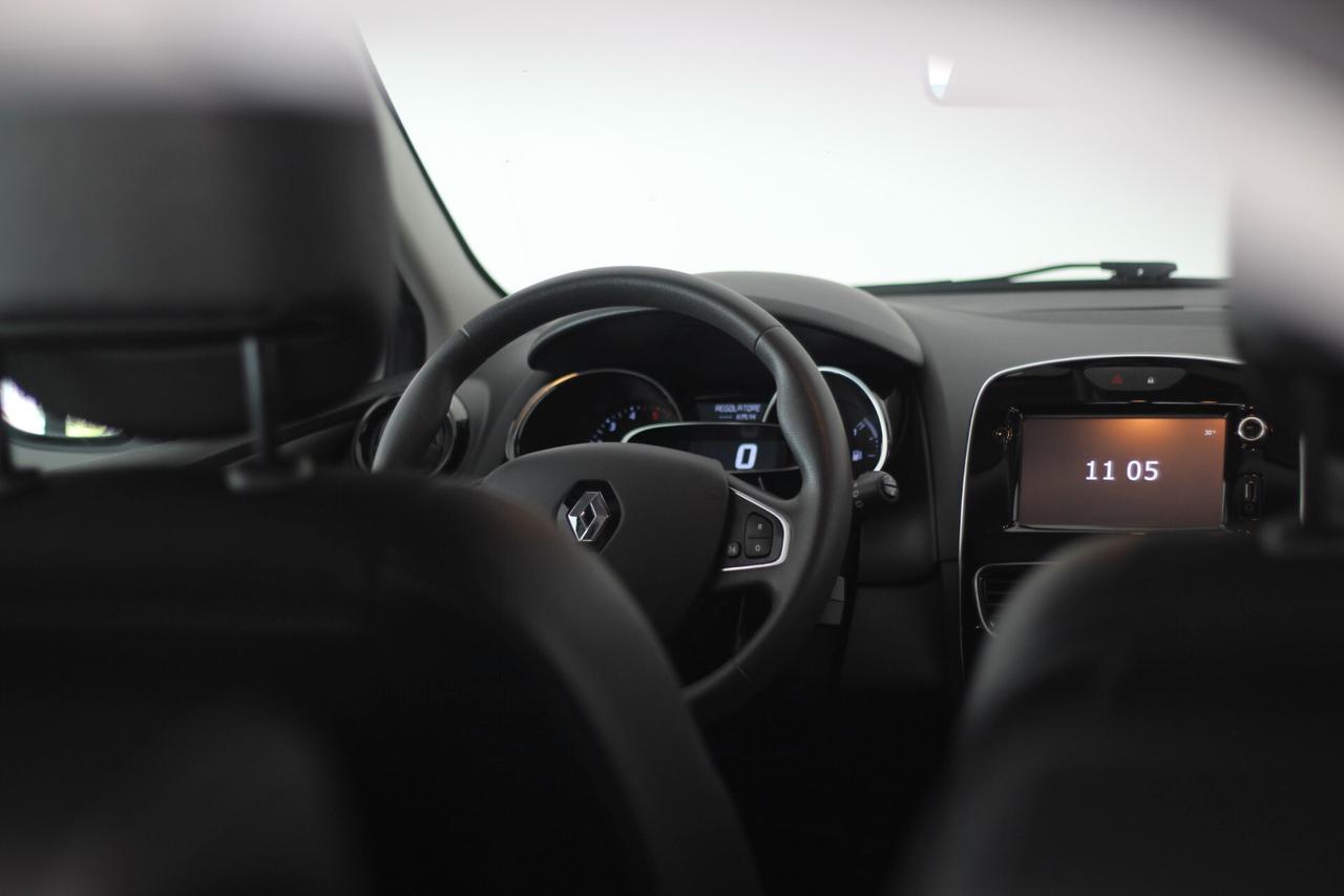 Renault Clio IV 1.5 DCI ECO 75 MOSCHINO ZEN IVA Esposta