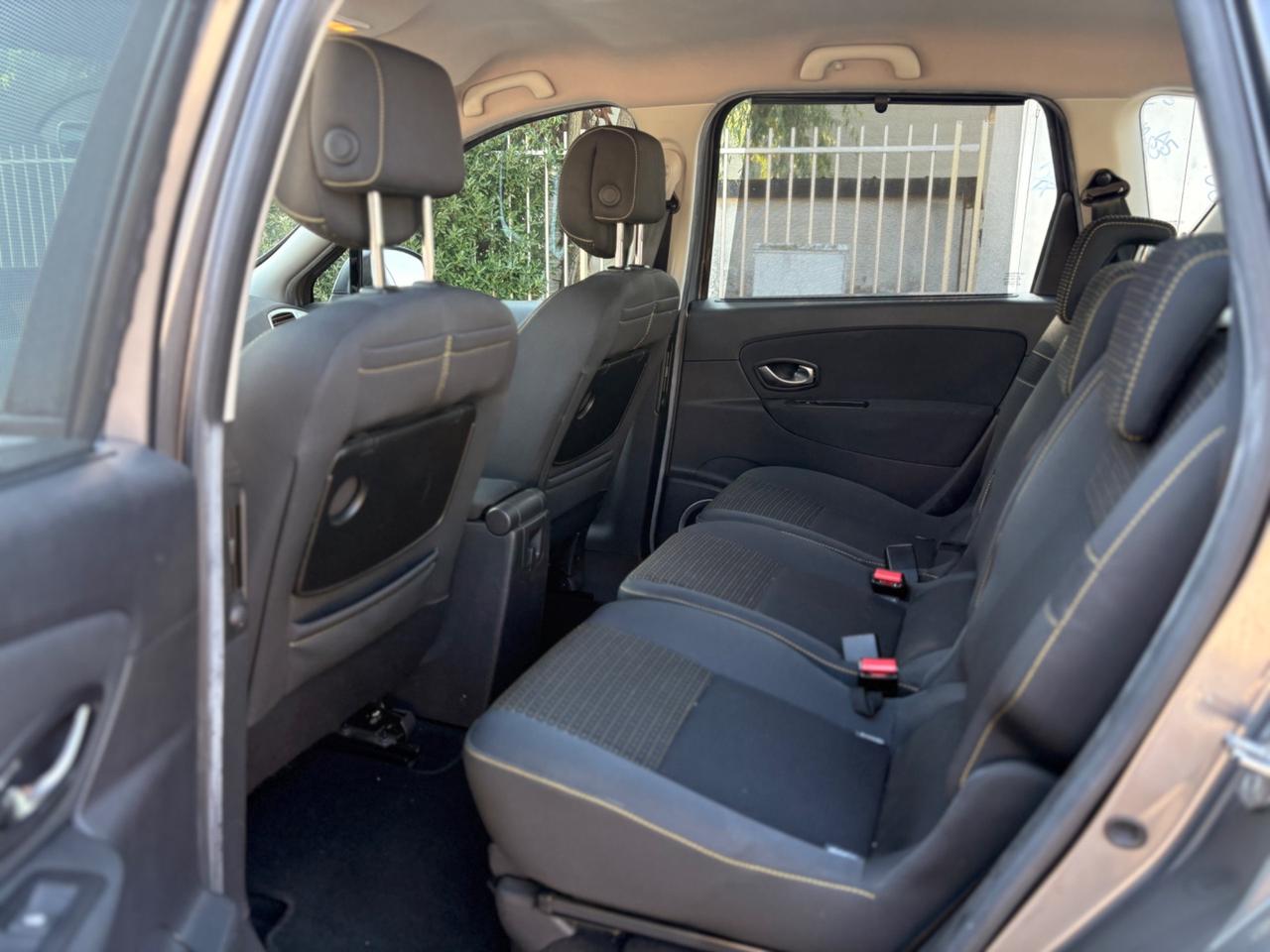 Renault Scenic Scénic X-Mod 1.5 dCi 110CV Luxe