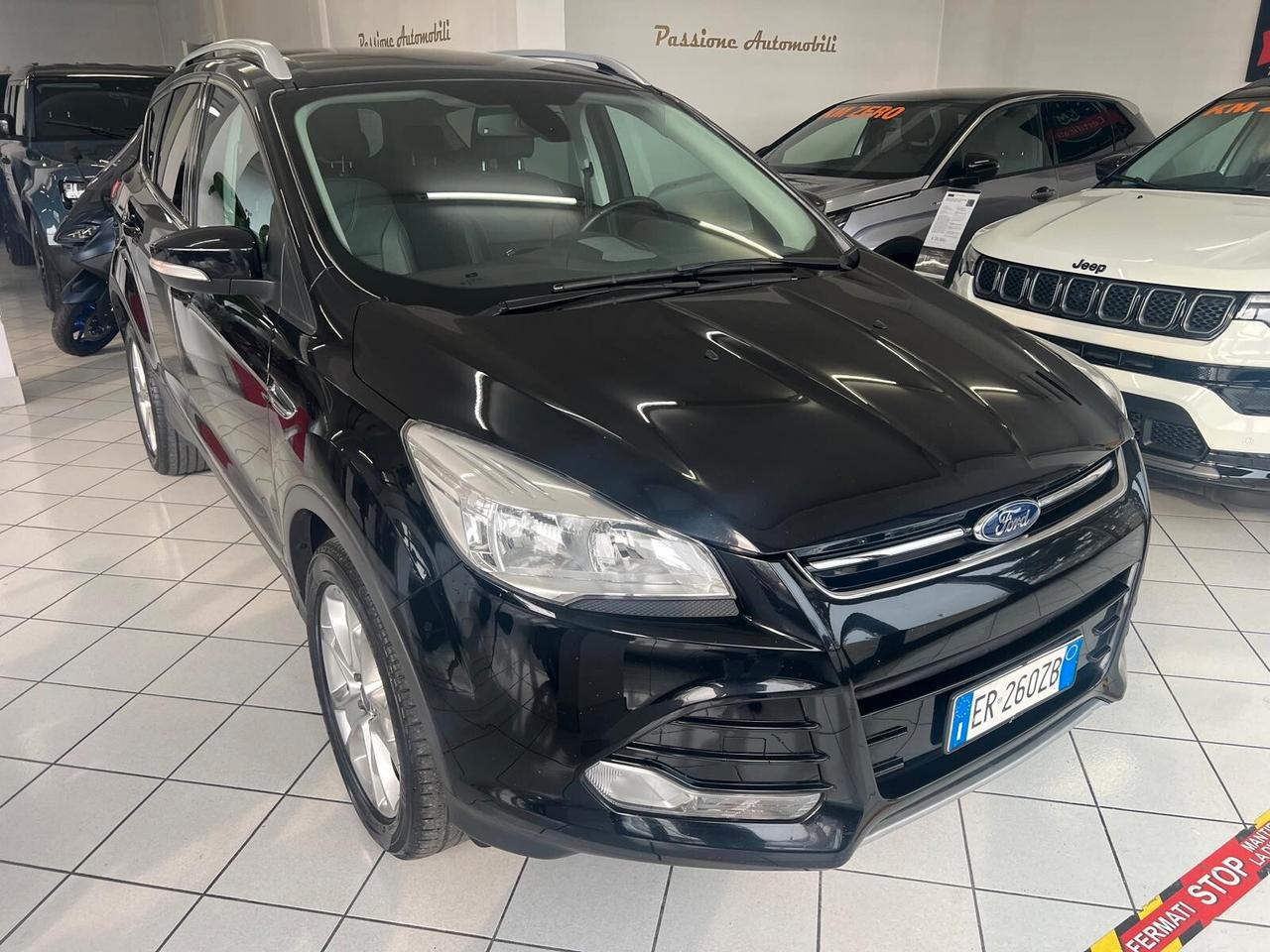 Ford Kuga 2.0 TDCI 140 CV 4WD Titanium