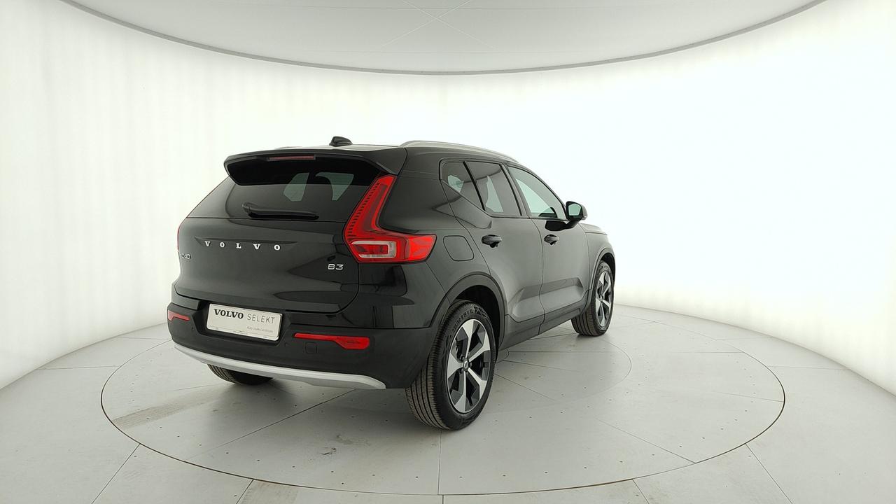 VOLVO XC40 2.0 b3 Core auto