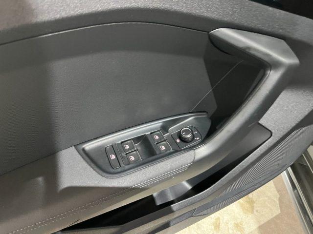 AUDI A1 SPB 30TFSI S line "17 Sline edition Full LED/Telec