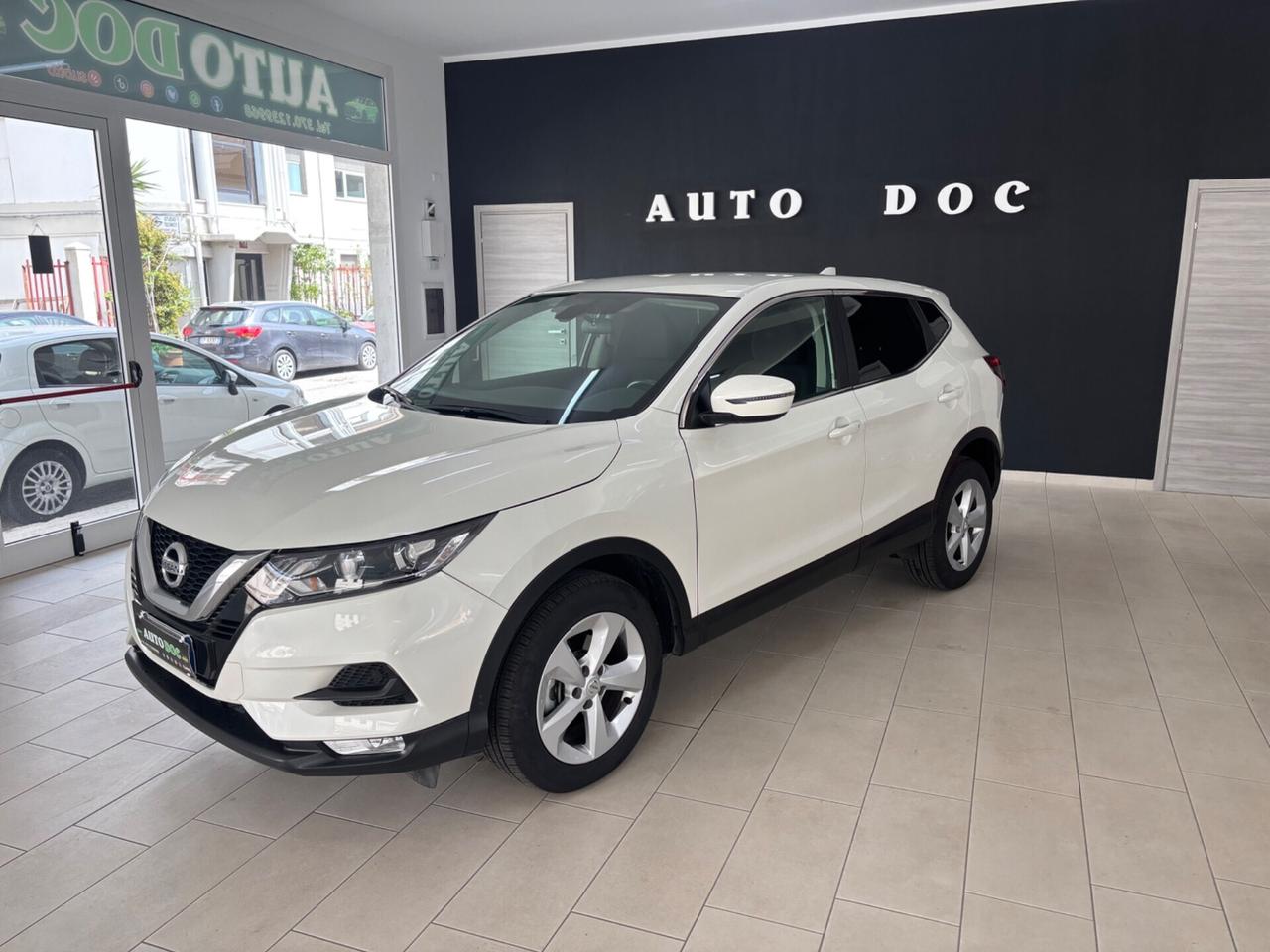Nissan Qashqai 1.5 dCi N-Connecta