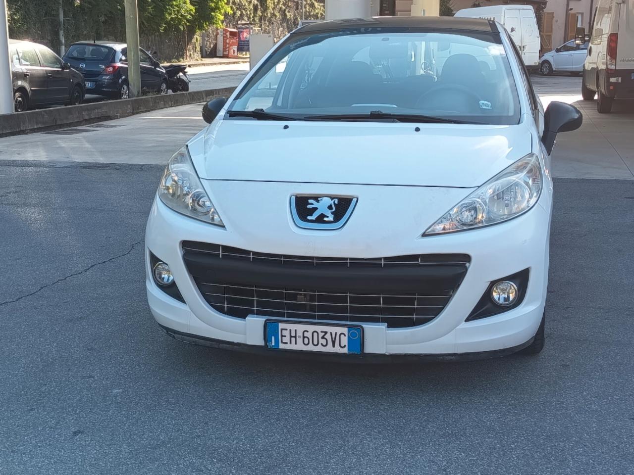 Peugeot 207 1.4 8V 75CV 5p. Energie