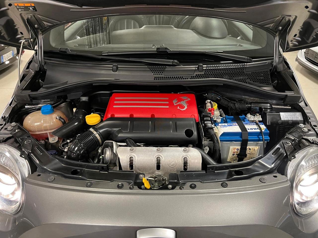 Abarth 595 C 1.4 Turbo T-Jet 160 CV Pista