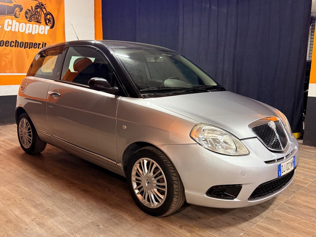 BELLISSIMA LANCIA YPSILON CON SOLI 56.412 KM