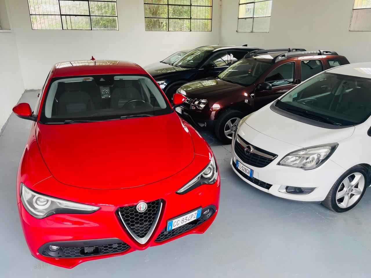 Alfa Romeo Stelvio 2.2 Turbodiesel 160 CV AT8 RWD Business