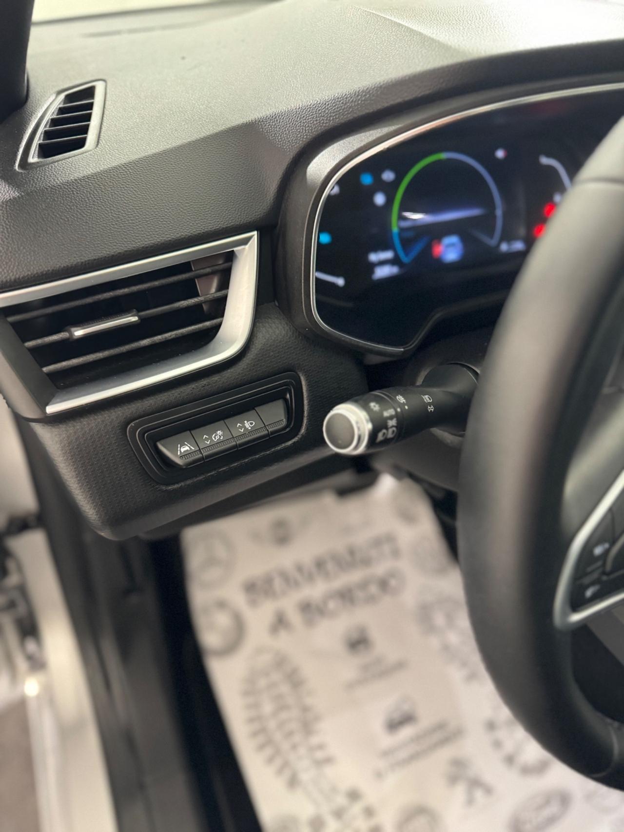 Renault Clio Full Hybrid E-Tech 140 CV 5 porte Intens