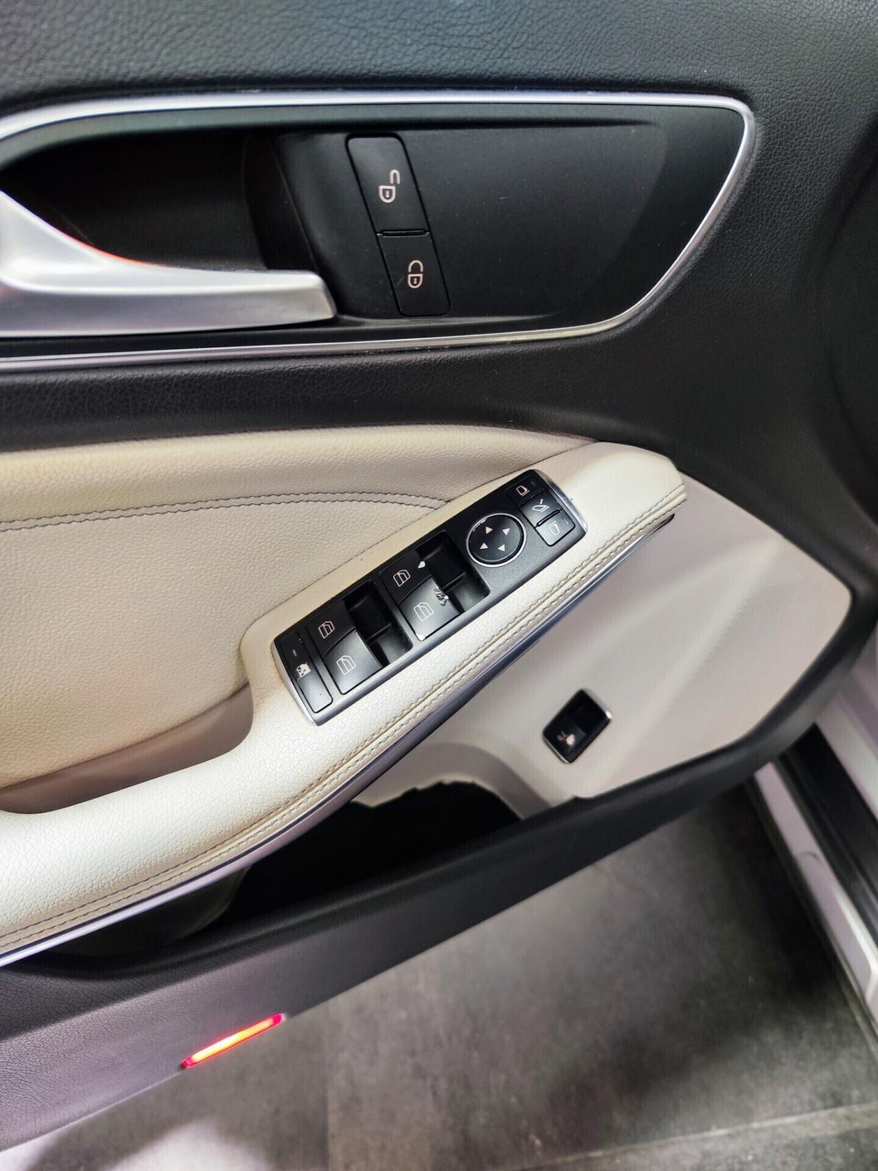 Mercedes-benz GLA 220 CDI Automatic 4Matic Premium Tetto