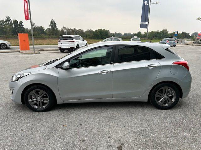 HYUNDAI i30 1.6 CRDi 5p. " EURO 6 "