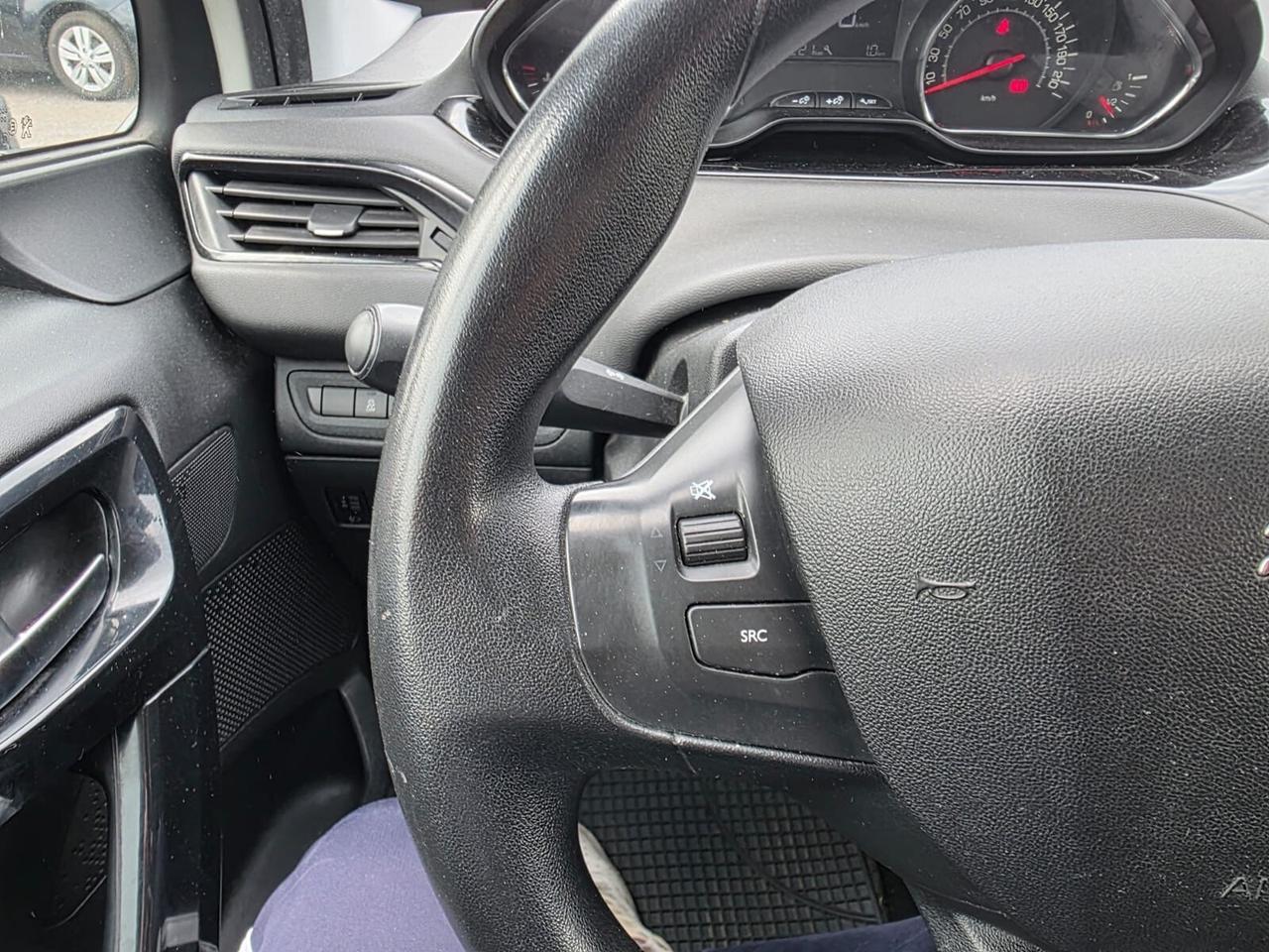Peugeot 208 1.2 VTi 82 CV 3 porte Access